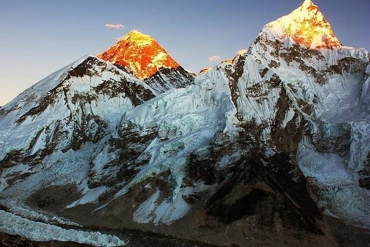 Everest Base Camp Trek: 14-Day Lukla to Kala Patthar High-Altitude Trek photo 1
