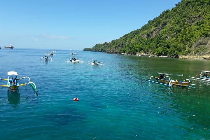 Blue Lagoon Snorkel: Amuk Bay Day Trip from Kuta