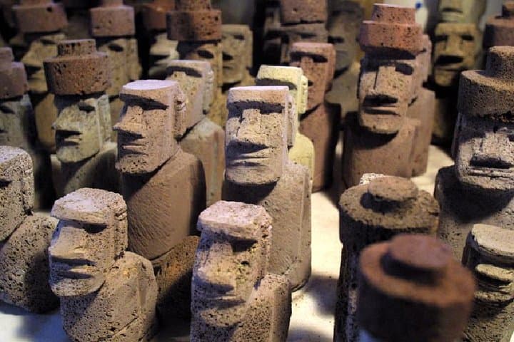 Easter Island Two-Day Archaeological Circuit: Moai, Orongo & Anakena photo 3