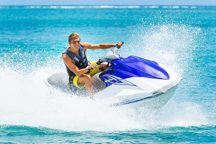 Roatán Half-Day Jetski Rental — West Bay & West End Waverunner Adventure photo 4