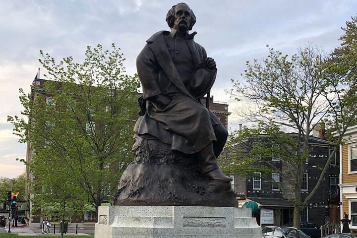 Salem Historic Walking Tour: 90-Minute Overview of Witch Trials, Maritime & Revolution photo 2