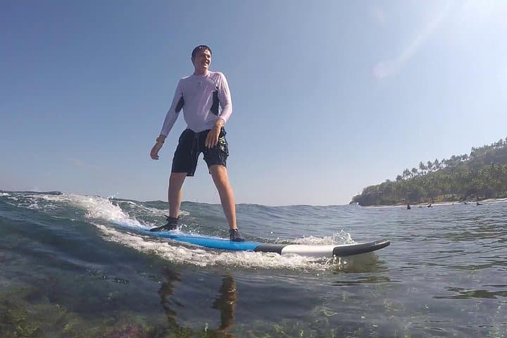Private Beginner Surf Lesson in Lombok — Learn to Catch Waves in Senggigi photo 3