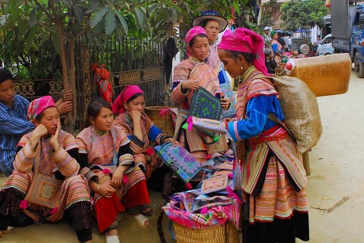 Sa Pa 2-Day Trek and Homestay from Hanoi: Muong Hoa Valley & Local Villages photo 5