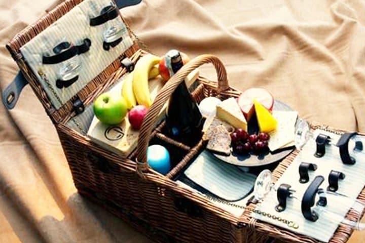 Private Romantic Catamaran Cruise on Sydney Harbour with Picnic Lunch photo 4