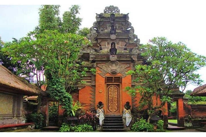 Ubud Private Day Tour — Batuan Temple, Tegenungan Waterfall & Goa Gajah (Elephant Cave) photo 1