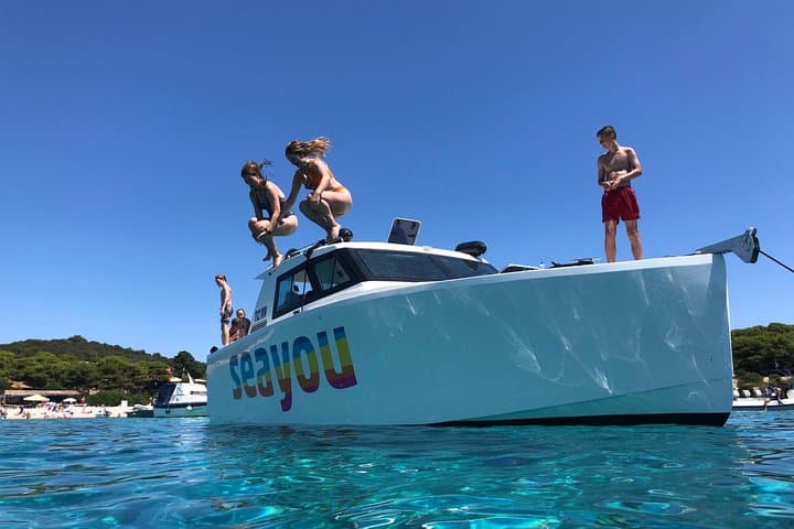 Explore the Adriatic: Blue Cave & Hvar by Luxury Speedboat