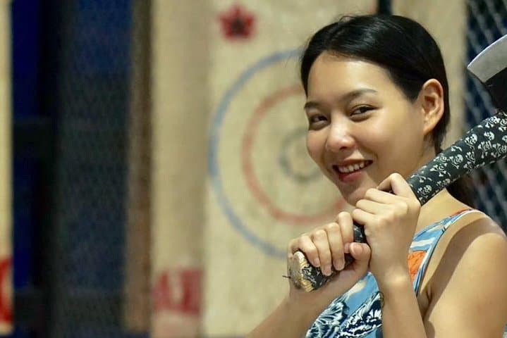 Bangkok Axe Throwing Experience: 1-Hour Urban Axe & Knife Throwing photo 5