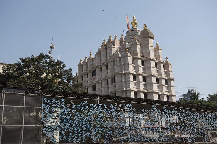 Explore the Essence of Mumbai in a Half Day Tour photo 5