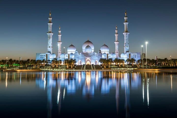 Private VIP Tour to Abu Dhabi from Dubai — Sheikh Zayed, Qasr Al Watan & Corniche photo 1