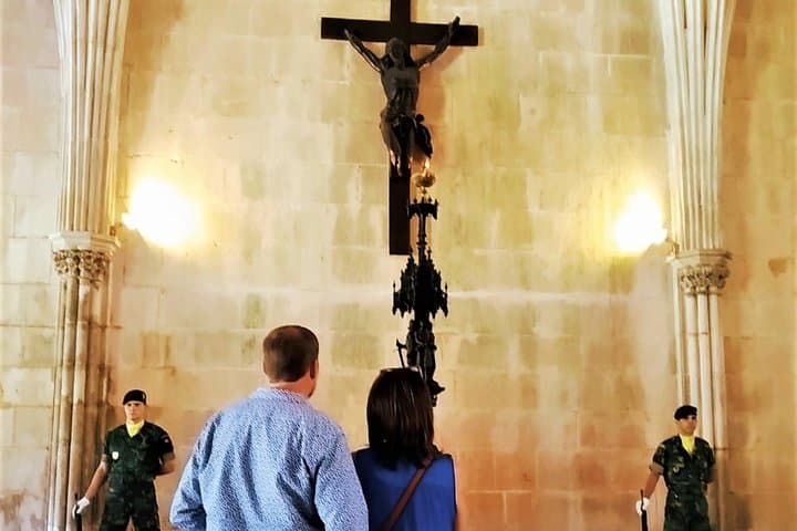 West Coast Portugal: Nazaré Big Waves, Batalha Monastery & Óbidos Day Tour from Lisbon photo 2