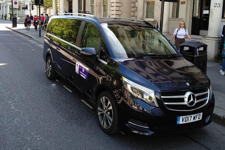 Private Transfer Between Southampton and Gatwick Airport: Smooth, Direct Ride