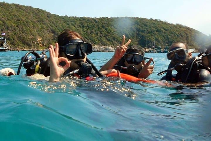 Beginner Scuba Try Dive in Pattaya — First Breath Underwater photo 5