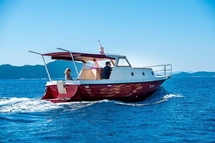 Private Boat Tour from Dubrovnik: Elafiti Islands, Caves & Snorkeling photo 3