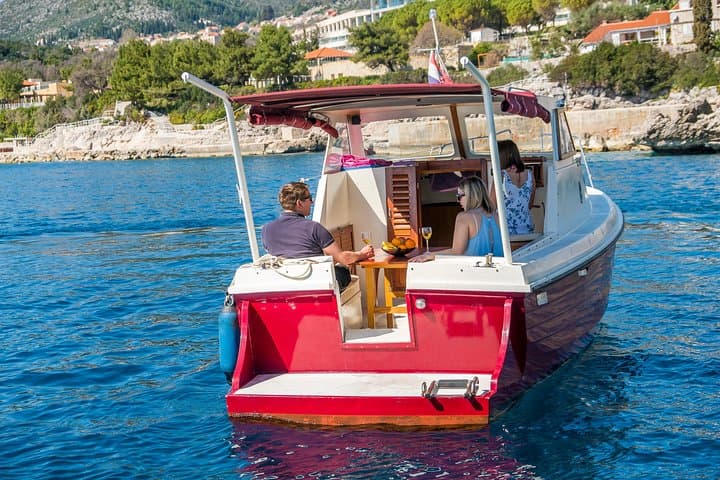 Private Boat Tour from Dubrovnik: Elafiti Islands, Caves & Snorkeling photo 6