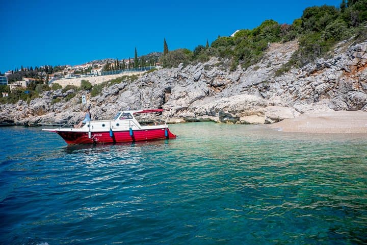 Private Boat Tour from Dubrovnik: Elafiti Islands, Caves & Snorkeling photo 5