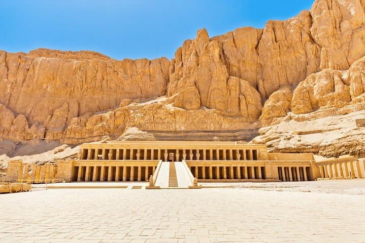 4-Day Hurghada, Luxor & Cairo Fly Tour — Pyramids, Temples & Red Sea Snorkel