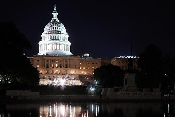 4-Day Niagara Falls, Thousand Islands & Washington D.C. Tour from NYC