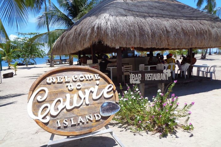 Honda Bay Private Shore Excursion: Snorkel, Swim and Island Lunch from Puerto Princesa photo 3