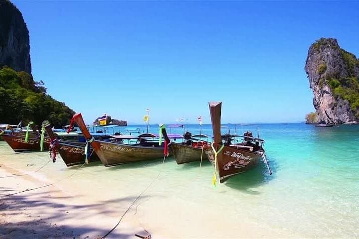 Phuket Speedboat Day Trip: Coral Island & Racha Island with Beach Lunch photo 4