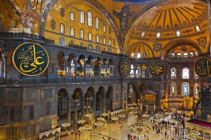 Small-Group Full-Day Istanbul Old City, Bosphorus Cruise & Lunch