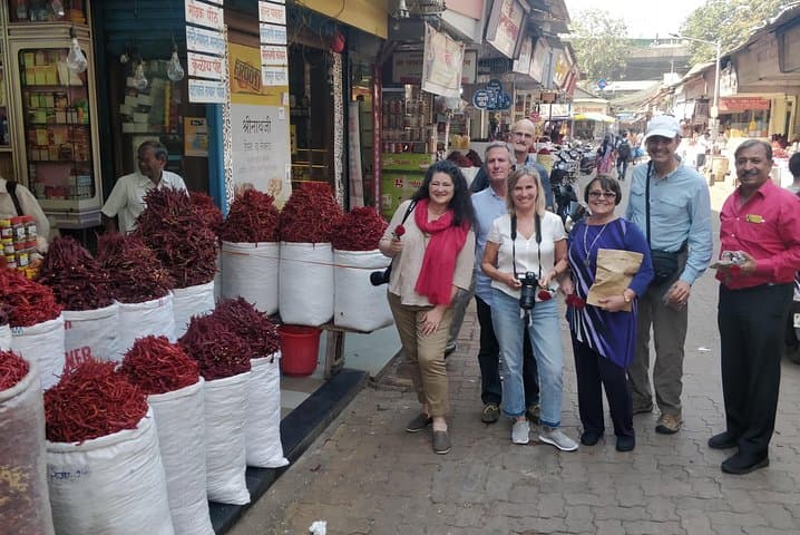 Mumbai Spice Markets & Chor Bazaar Walking Tour — Guided Lalbaug Market Experience