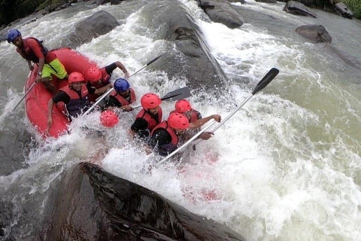 Hikkaduwa White Water Rafting at Sandun Waterfall — Short River Rafting Near Galle photo 3