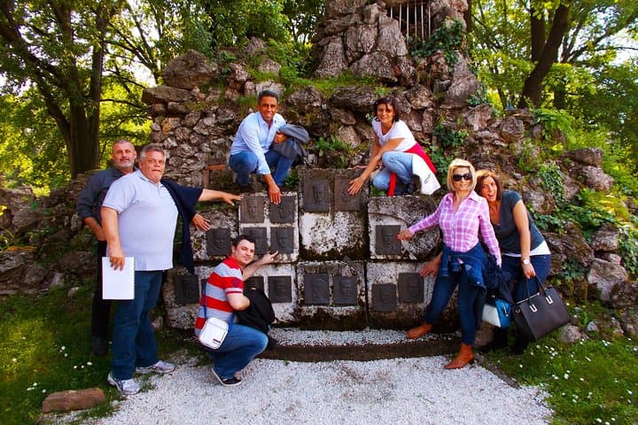 Treasure Hunt Serbia: Self-Guided Historical Scavenger Hunt in Belgrade photo 6