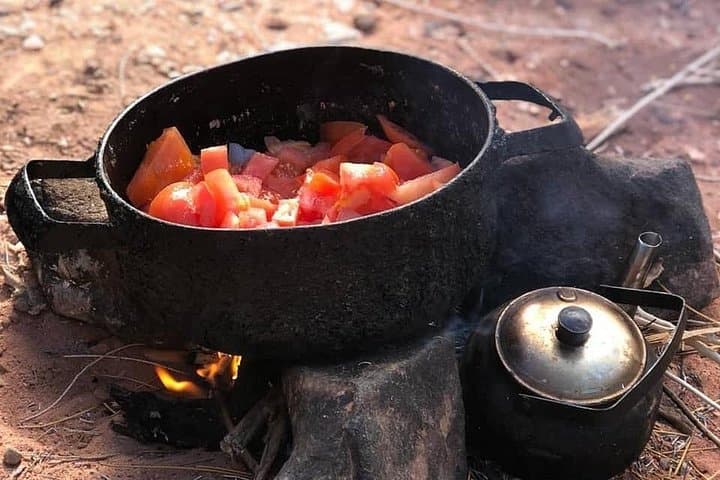 Wadi Rum Full-Day Jeep Safari: Bedouin Lunch, Sand-Boarding & Sunset photo 4