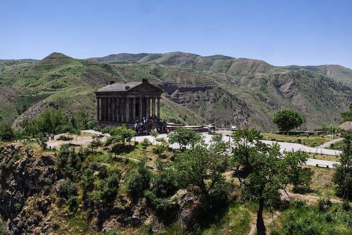 5-Day Private Armenia Cultural Tour: Yerevan, Sevan, Garni & Geghard