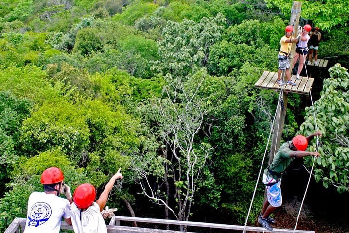 Kite Jeep Tour from Pipa: Zip Lines, Chapadão Views & Cacimbinhas Dunes photo 3