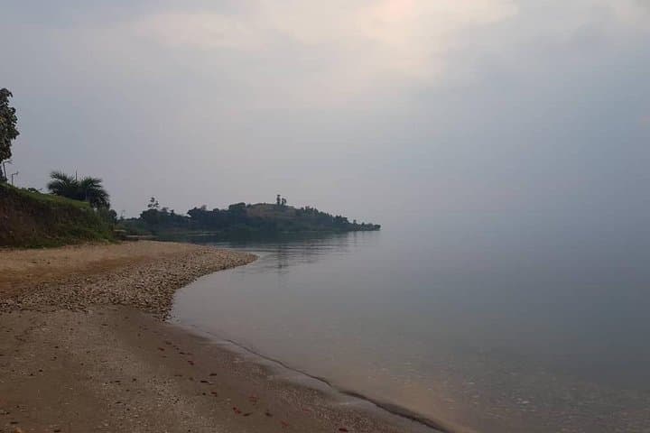Congo Nile Trail: 5-Day Hike Along Lake Kivu's Rolling Hills photo 3