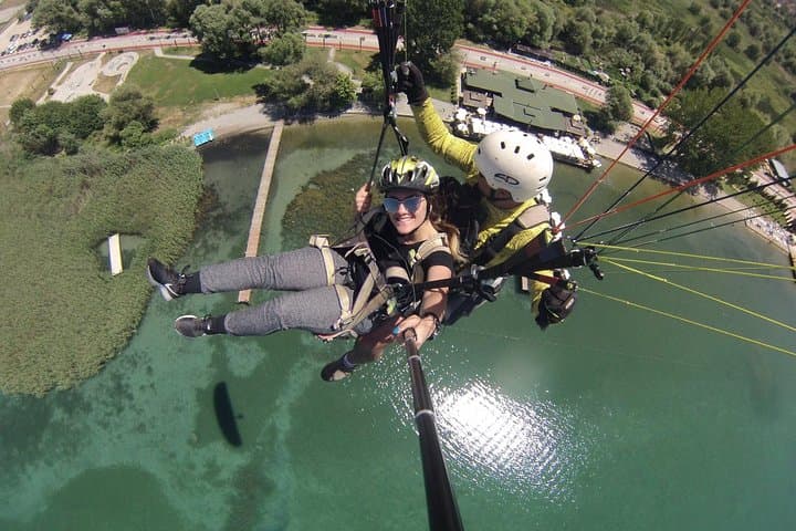 Paragliding Lake Ohrid: Tandem Flights from Cuba Libre Beach photo 4