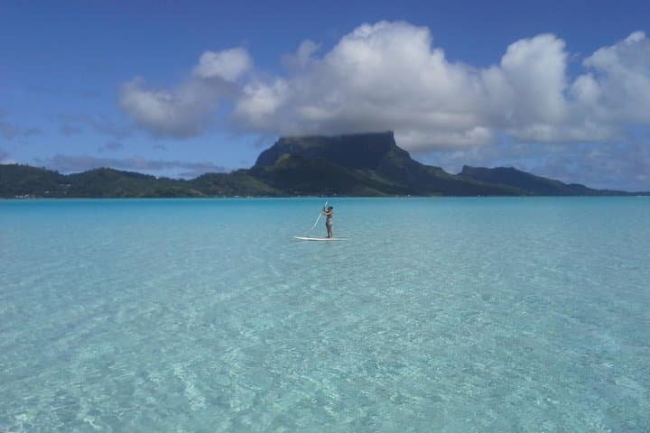Paddle the Bora Bora Lagoon: 90-Minute Stand-Up Paddle Through Turquoise Motus photo 2