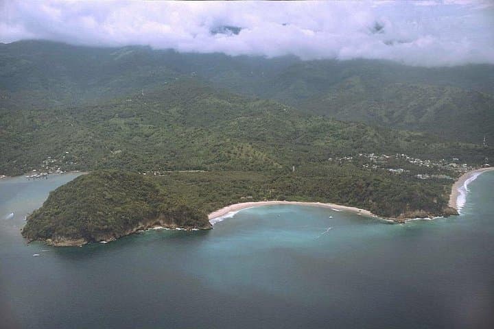 Puerto Galera Island Hopping & Snorkeling: Haligi Beach to Maniknik Sandbar photo 2