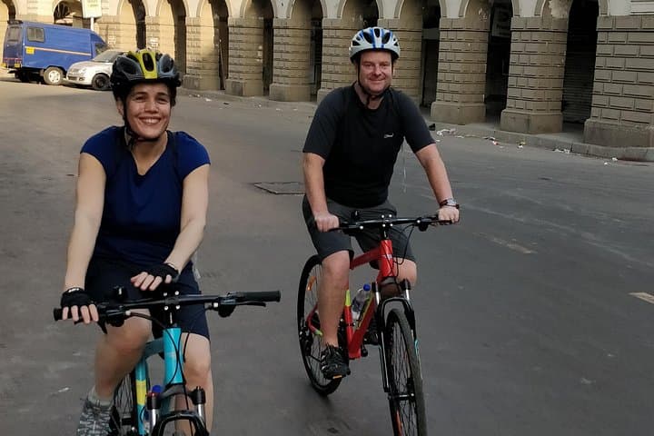 Early Morning Old Mumbai Private Cycle Tour with Breakfast — Gateway to Gothic South Mumbai photo 2