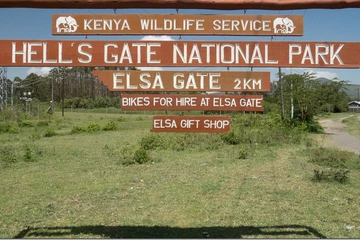 Hell's Gate National Park Bike Tour: Day Ride from Nairobi to Lake Naivasha