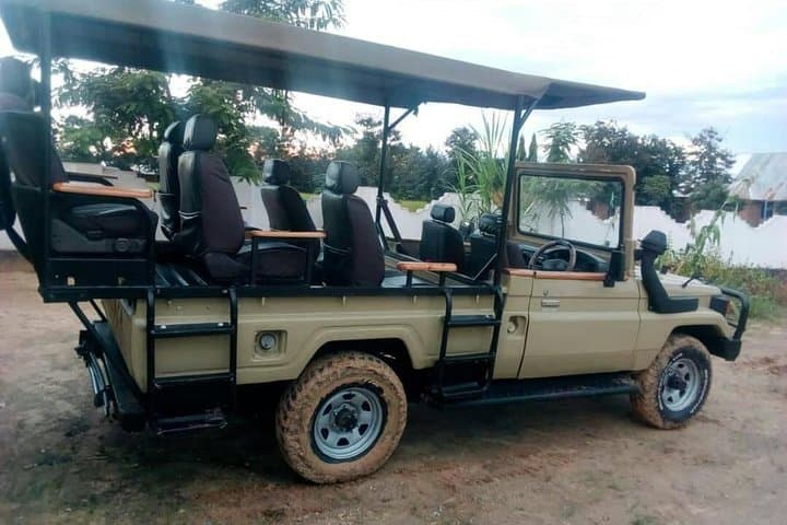 Dar es Salaam Transfers & Accommodation: 24/7 Van Service and Local Day Tours photo 2