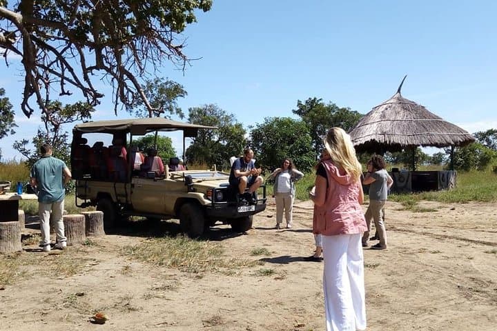 Dar es Salaam Transfers & Accommodation: 24/7 Van Service and Local Day Tours photo 3