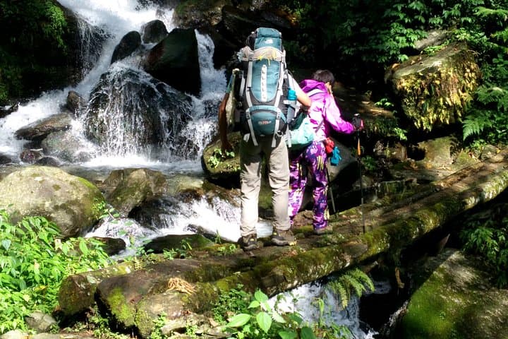 Kanchenjunga South Base Camp Trek: 13-Day Remote Himalayan Journey photo 2