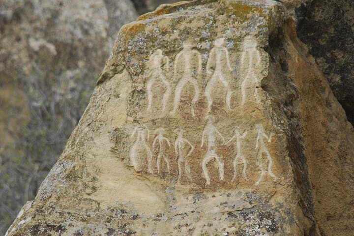 Gobustan Petroglyphs Day Trip from Baku: Rock Art, Mud Volcanoes & Botanical Garden