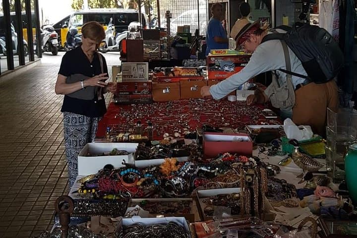 Private Half-Day Barcelona Sightseeing: Local Driver Tour of Gaudí & Gothic Quarter photo 5