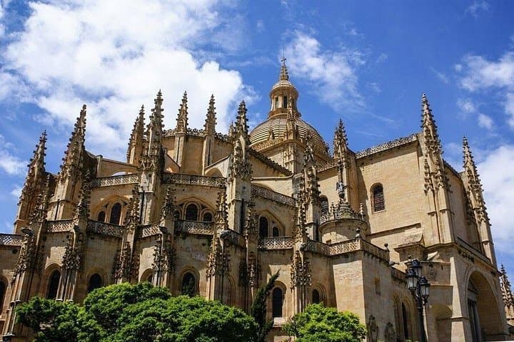 Full-Day Avila and Segovia Tour from Madrid — UNESCO Cities & Gastronomic Lunch photo 4