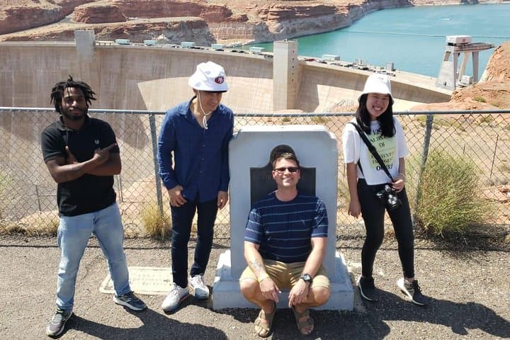 Antelope Canyon and Horseshoe Bend Day Tour from Las Vegas — Slot Canyons & Lunch photo 6