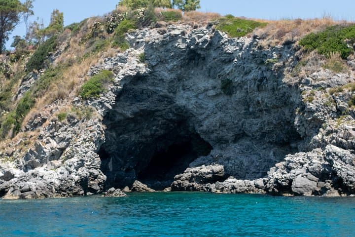 Sunset Sail on Capo Vaticano: Tropea Boat Tour, Swim & Aperitif photo 4