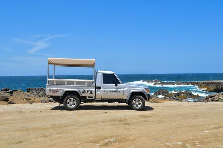 Aruba Outback Safari Jeep Tour: Arikok National Park, Natural Pool (Conchi) & California Lighthouse