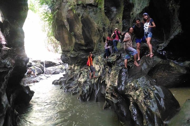 Full-Day Hidden Canyon Trek, Puseh Batuan Temple & Tegallalang Rice Terrace photo 1