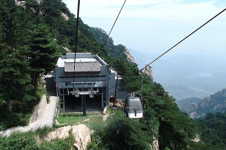 Mount Tai Private Tour from Jinan — Bullet Train & Cable Car to Taishan photo 3