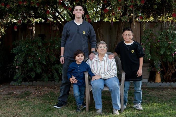 Private Photo Session in Salinas with Local Photographer — 30-Minute Session photo 4