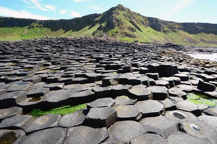 Dublin to Belfast Black Cab Tour: Dunluce Castle & Giant's Causeway Day Trip photo 2