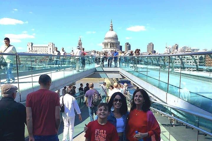 Private Harry Potter London Taxi Tour: Film Locations, Photo Stops & Family Fun photo 4